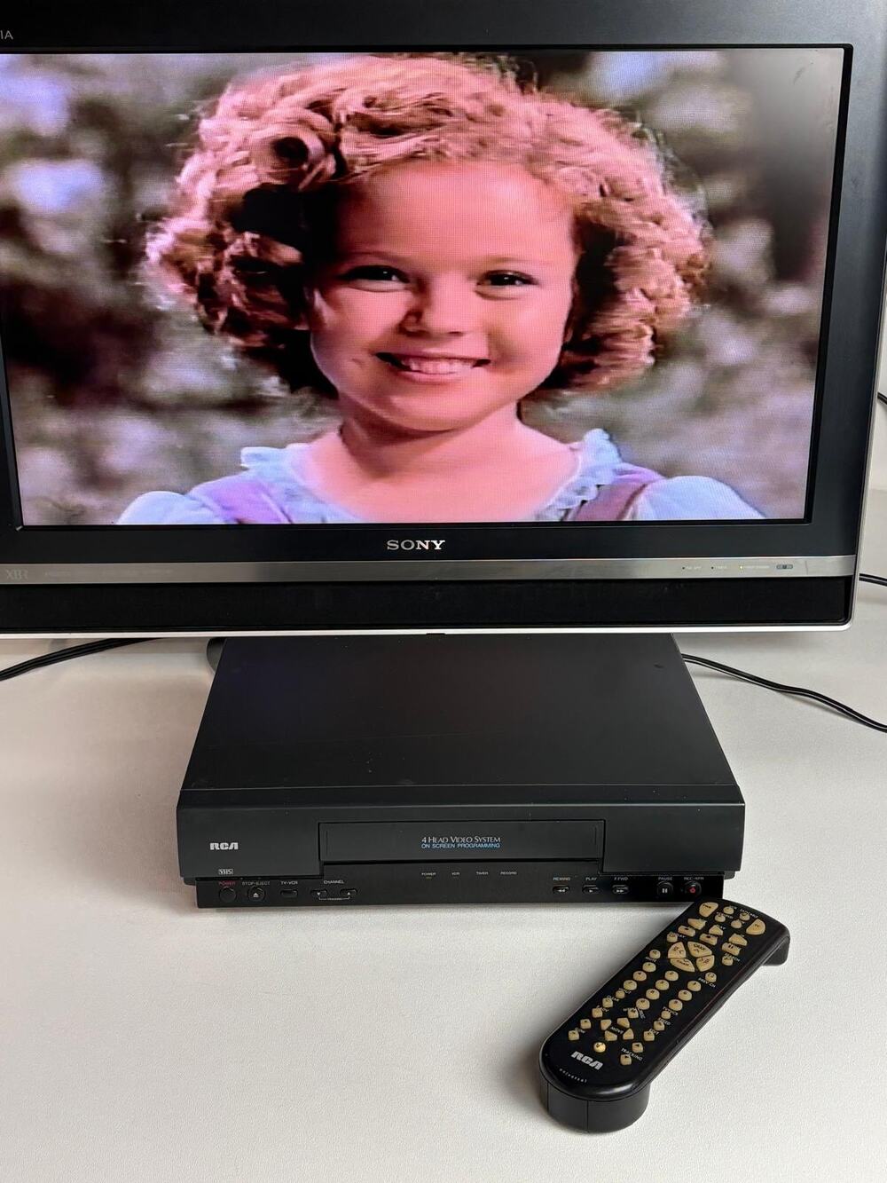 1994 RCA VR503 Vcr Video Cassette Recorder Player 4 Head Vhs Vcr+ w/ Remote